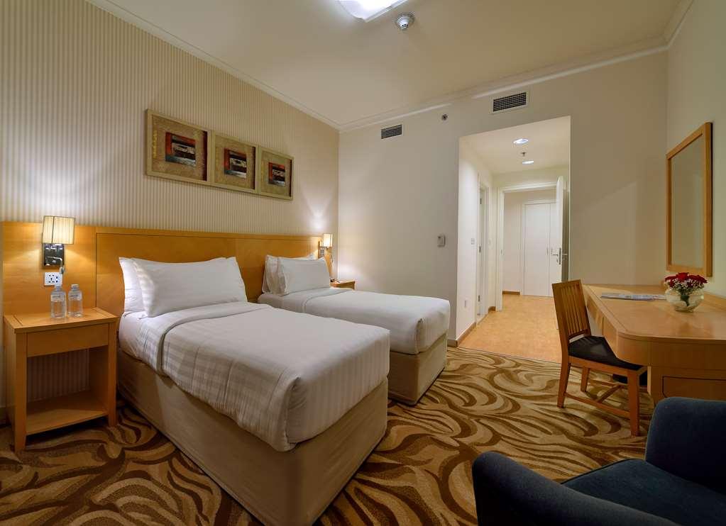 Oaks Liwa Heights Hotel Suites Dubai Ruang foto